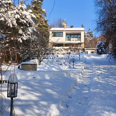 Country Villa *